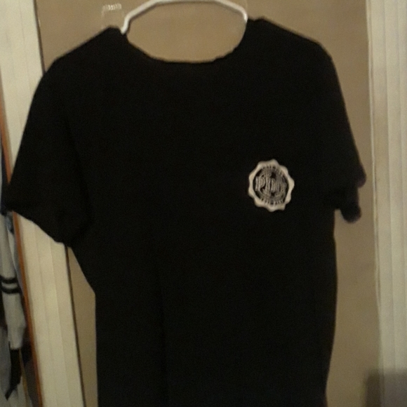 Victoria Secret - Picture 2 of 3